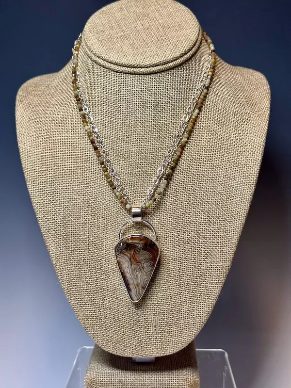 925-mexican-crazy-lace-agate-pendant-br250 .925 MEXICAN CRAZY LACE AGATE PENDANT BR250